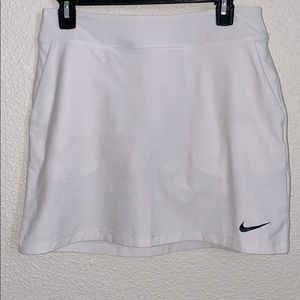 NIKE GOLF SKIRT